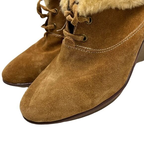 B MAKOWSKY Wedge Suede BF NELLIE Ankle Booties Real Leather Shoes Sherpa sz 10 W - Picture 9 of 16